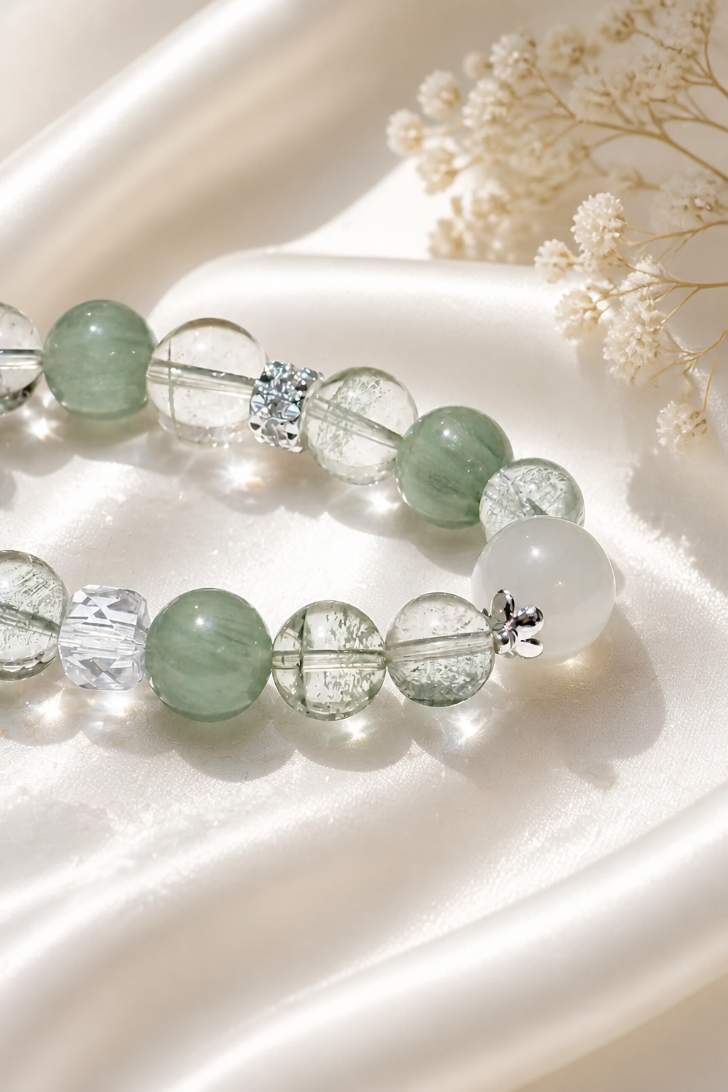 Green Quartz Moonstone Bracelet - Elevate Your Style with Handcrafted Elegance