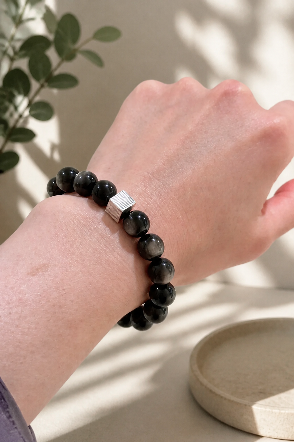 Minimalist Silver Obsidian Bracelet - NekokOi
