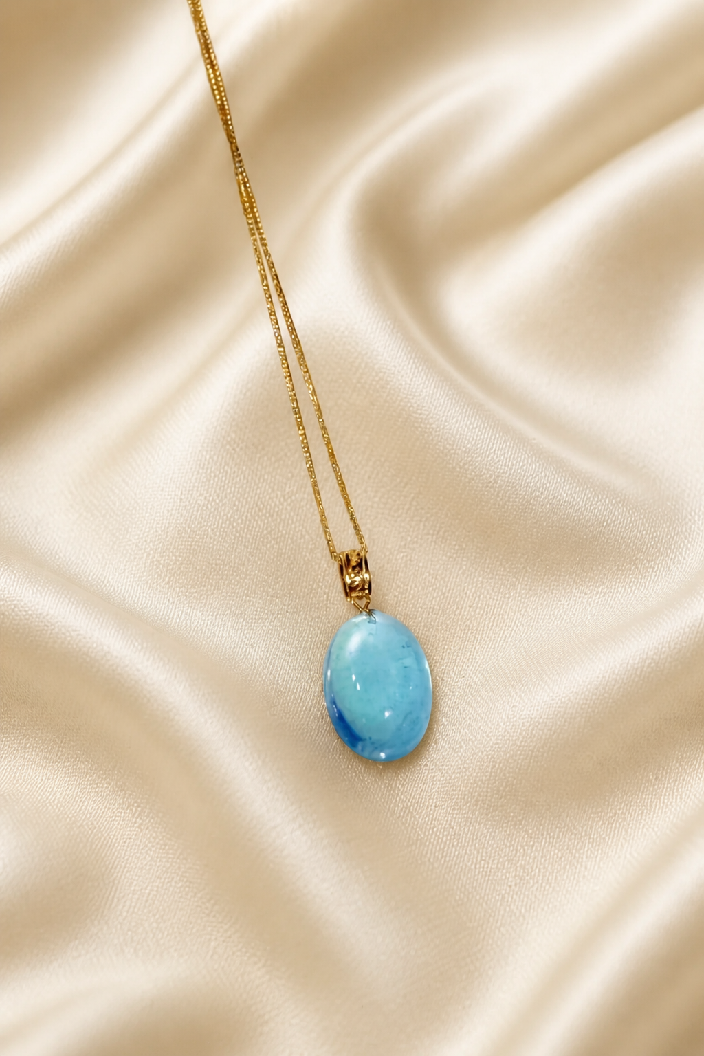 Aquamarine Necklace for Serenity: Your Everyday Accessory for Calm and Clarity