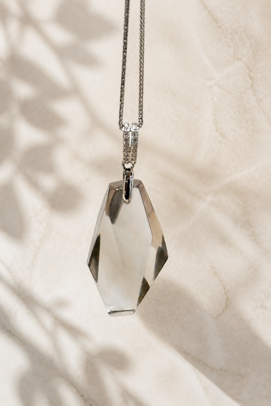 Elegant Brazilian Green Quartz Pendant - Modern Geometric Charm for Vitality and Balance
