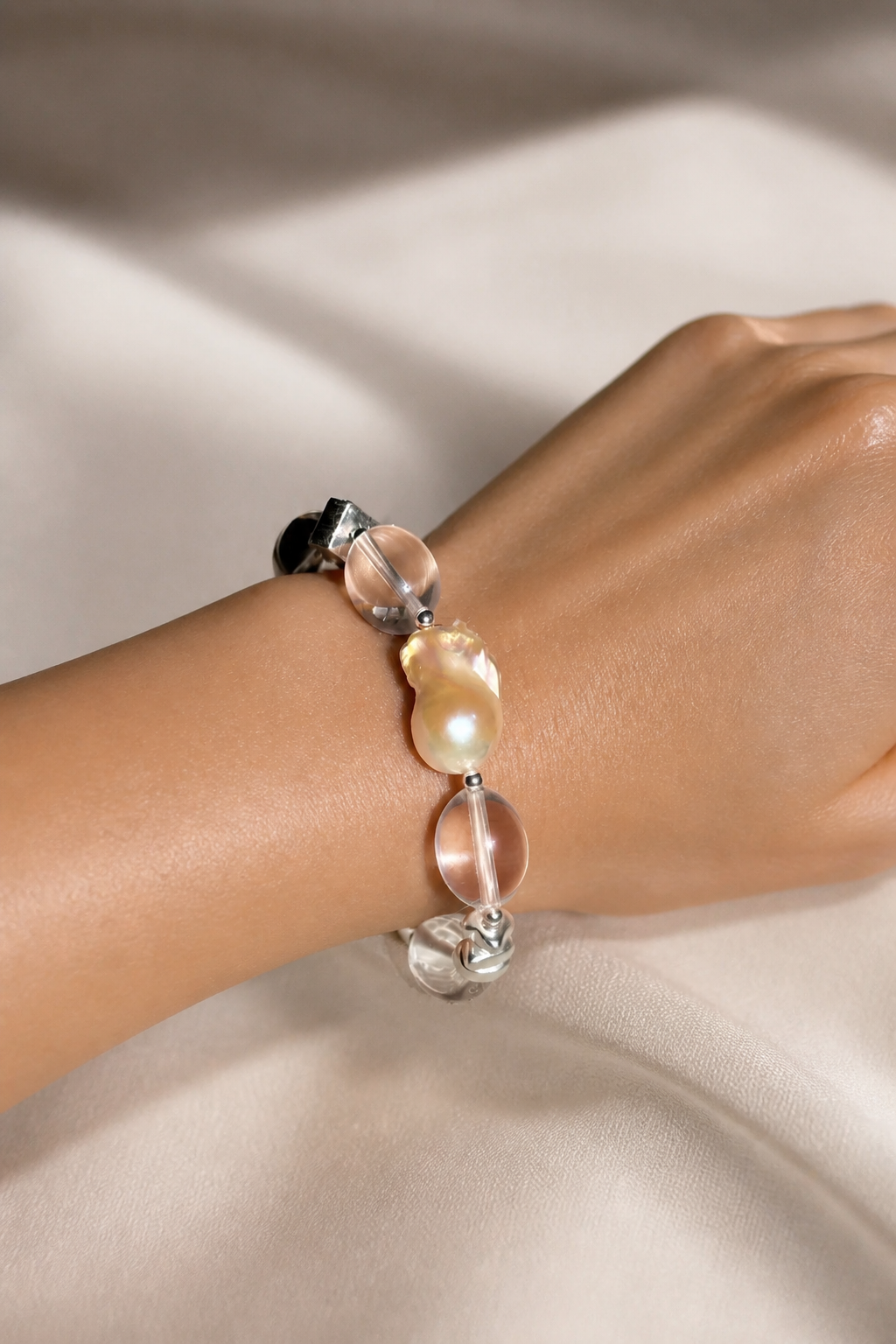 Luminous Pearl & Clear Quartz Bracelet